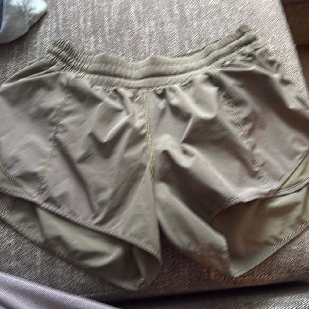 Hottie hot shorts long EUC